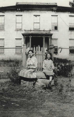 Perley-Relatives-Large Perley relatives on chair outside