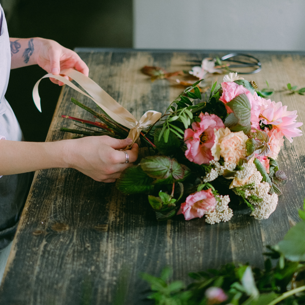 Flower Bouquet Arranging